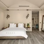 Odyssey - Luxury Beachfront Boutique Hotel -